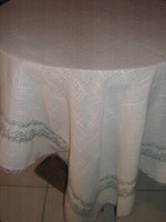 Woven tablecloth with a beautiful elegant toledo pattern