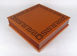 1R367 leather box with Greek pattern 8 x 35 x 35 cm