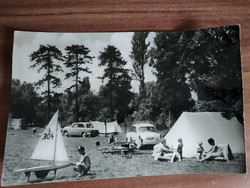 Régi fotó képeslap,Balaton, kempingezők, sátor, autó, 1960-as évek körüli