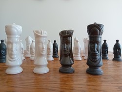 Kerámia sakk-készlet, hiánytalan, tábla nélkül