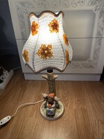 Gyönyörű Hummel asztali lámpa  kislány kis kecskével.