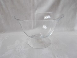 Decorative glass goblet, centerpiece, offerer, decoration