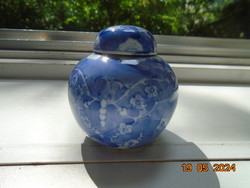 Kézzel festett kék fehér kínai fedeles váza dinasztiás kék jelzéssel