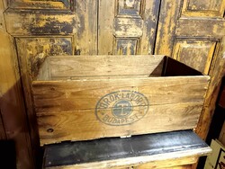 Marked chest, Turkish lab, treated and relatively good condition old chest, transport chest, decoration