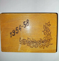 Régi, vintage emlék fadobozka virágmintával 1954-1958 (Akár ingyenes szállítással)