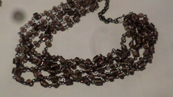 Necklace of 40 cm, 5 strands of purple glass beads with chain.