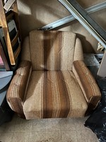 2 comfortable retro armchairs for sale in vp