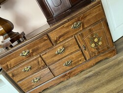 Large dresser for sale bp. 143X53/78 cm