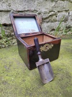 XIX. Century wooden tea box with measuring scoop #35