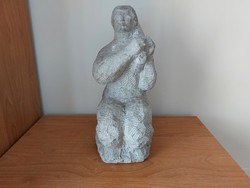 (K) Mészkő szobor figurális, több mint 5 kiló!
