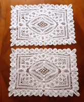 2 beautiful Brussels lace tablecloths. 42X32 cm