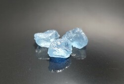 Aquamarine crystal 30 carats. With certification.