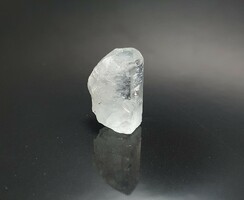 Pakistani goshenite crystal 29 carats. With certification.