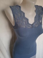 H&M Csipkebetétes sztreccs top
