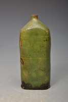 Butella, Alföld, 19. sz. második fele, mázas cserép. 17,5 cm