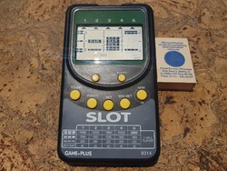 Retro Casino Game Plus Slot Machine Bar Quartz Game in Good Condition