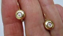 Nagyon szép 14kt arany button fülbevaló