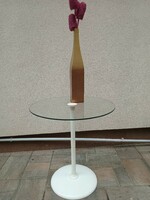 Modern design üveglapos asztal. Alkudhaó!