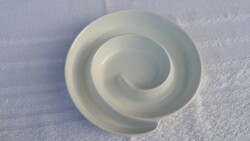 Fehér porcelán kínáló tálka, tál