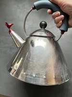 ALESSI design, ikonikus madaras vízforraló, teáskanna, 1985