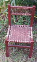 Retro bordó,barna fa és mai nevén műrattan fonatos gyerek szék,