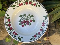 Wilhelmsburg   Meggyes Fali Tál