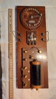 Valamilyen régi német elektromos eszköz ( D.R.G.M., harmadik birodalmi)