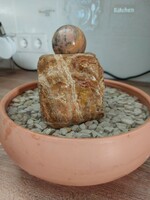 Kerámia szobai, asztali  szökőkút, csobogó , forgó márvány gömbbel, lásd a videón