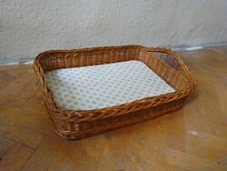 Vintage szögletes füles fonott vessző reggeliző tálca kosár viaszosvászonnal bevont farost aljjal