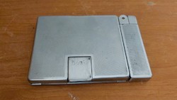 (K) Cigaretta tartó, öngyújtó egyben