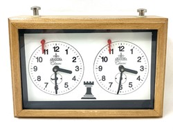 Aradora classic analóg Sakkóra, bükkfa tokban mechanikus működőképes óra  RZ