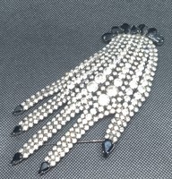 Gyüjtői ritkaság! Butler & Wilson vintage hatalmas, 2 tűs kéz bross kitűző