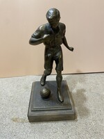 MAGYAR FOCISTA SZOBRA. BRONZ,10 x 20 x 10 cm-es, jelzett. 7046