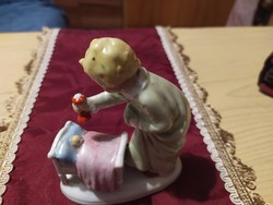Altwien figura sérült jelzés nélkül