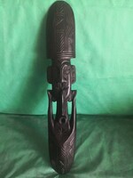Fából faragott pipázó figura, falidísz, 56,6 cm!