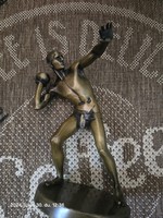 Reményi József (1887-1977): Súlylökő. Bronz 23cm