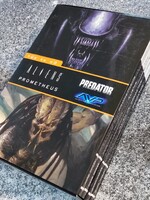 Tűz és Kő – Aliens, AvP, Predator, Prometheus - 4 kötet képregény dobozában.