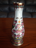 Kézi festésű, aranyozott, lótusz- mintás porcelán gyertyatartó