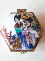 Apró kínai porcelán ékszertartó