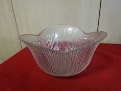 Három szirmú üveg tál, átmérője 20 cm. Jókai.