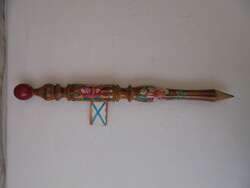 Festett virágos fa virág karó - ceruza forma - 50 cm