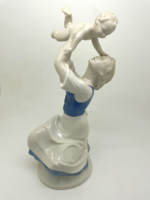 Német Lippelsdorf porcelán anya gyerekével 24cm