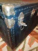 Antik hajó láda 90cm x 59 cm x 53 cm a képeken látható állapotban