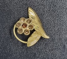 Vintage aranyozott virág, kristály berakásos bross kitűző