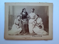 Antik keményhátú cabinet fotó, Jakab nővérek, 12,5x17 cm, Székelyudvarhely, 1895
