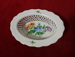 Herendi porcelán, áttört mintás asztalközép, hossza 9,5 cm. Emi
