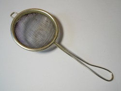 Retro teaszűrő - fém hálós, átmérő: 8 cm