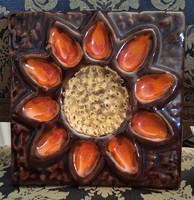 Retró kerámia fali kép narancssárga szirmokkal mérete 23 x 23 cm
