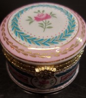 Francia kézzel festett porcelán