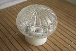 Fali lámpa retro ellipszoid kristályüveg gömb búra , porcelán lámpatest , Szarvasi , 17 x 15 cm